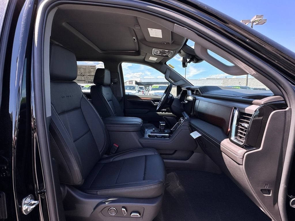 New 2026 GMC Sierra 1500 Denali w/ Denali Reserve Package AWD/4WD image 11