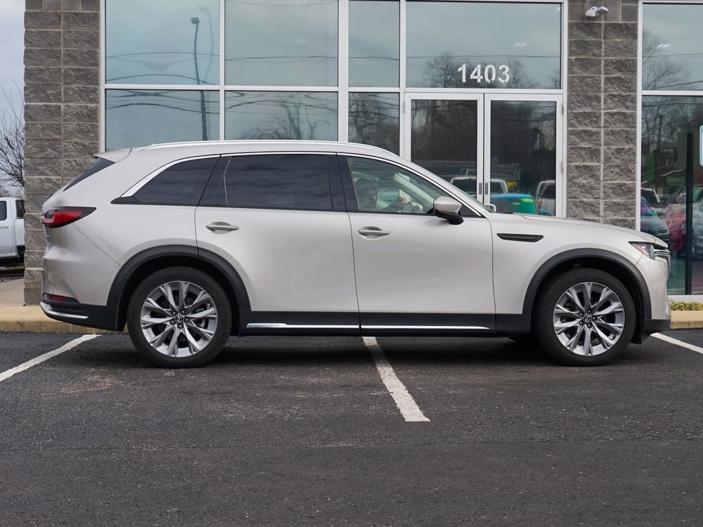 Used 2024 MAZDA CX-90 3.3 Turbo w/ Premium Package image 2