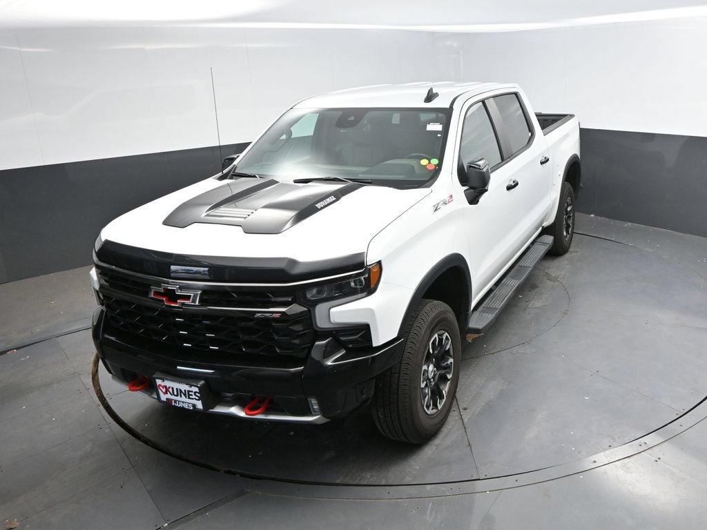 Used 2024 Chevrolet Silverado 1500 ZR2 AWD/4WD image 31