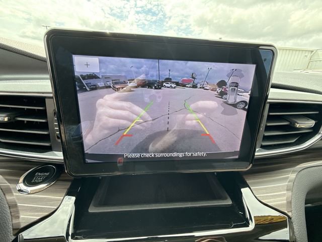 Used 2023 Ford Explorer Limited image 48