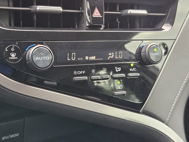 Used 2024 Toyota Camry SE FWD image 18