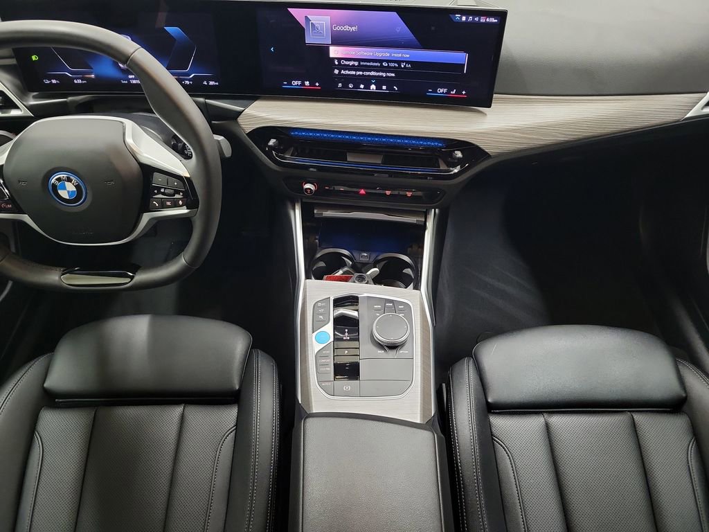 Used 2025 BMW i4 eDrive40 image 17