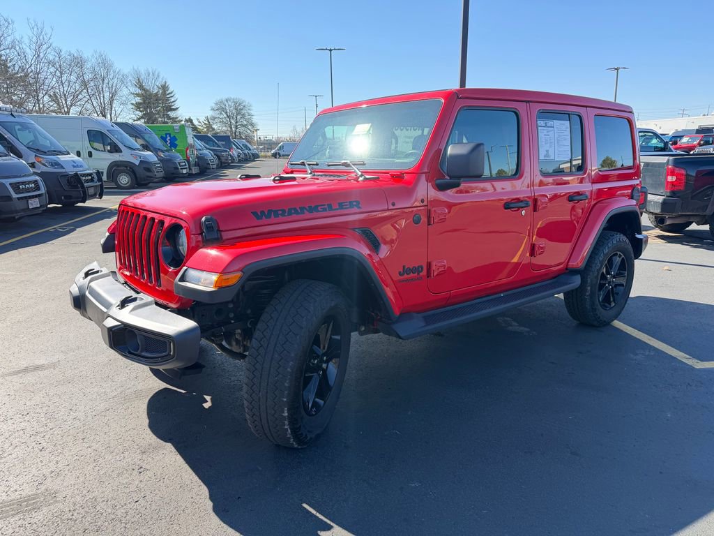 Used 2022 Jeep Wrangler Unlimited Sahara image 3