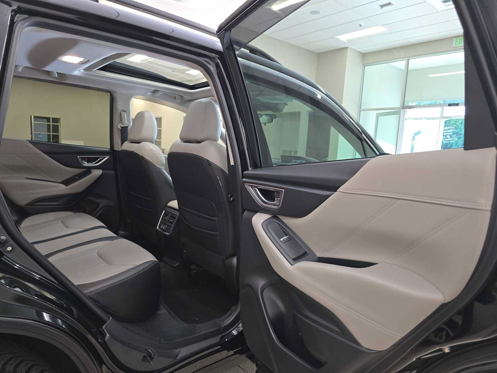Used 2019 Subaru Forester Limited AWD/4WD image 28