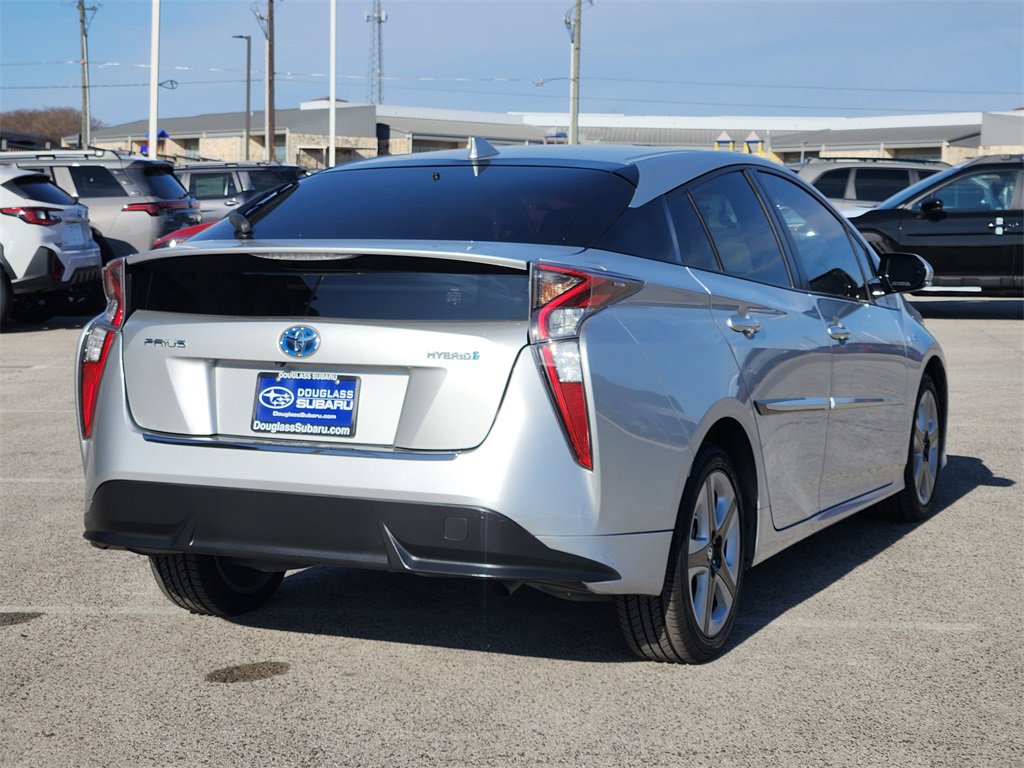 Used 2017 Toyota Prius Four Touring image 3