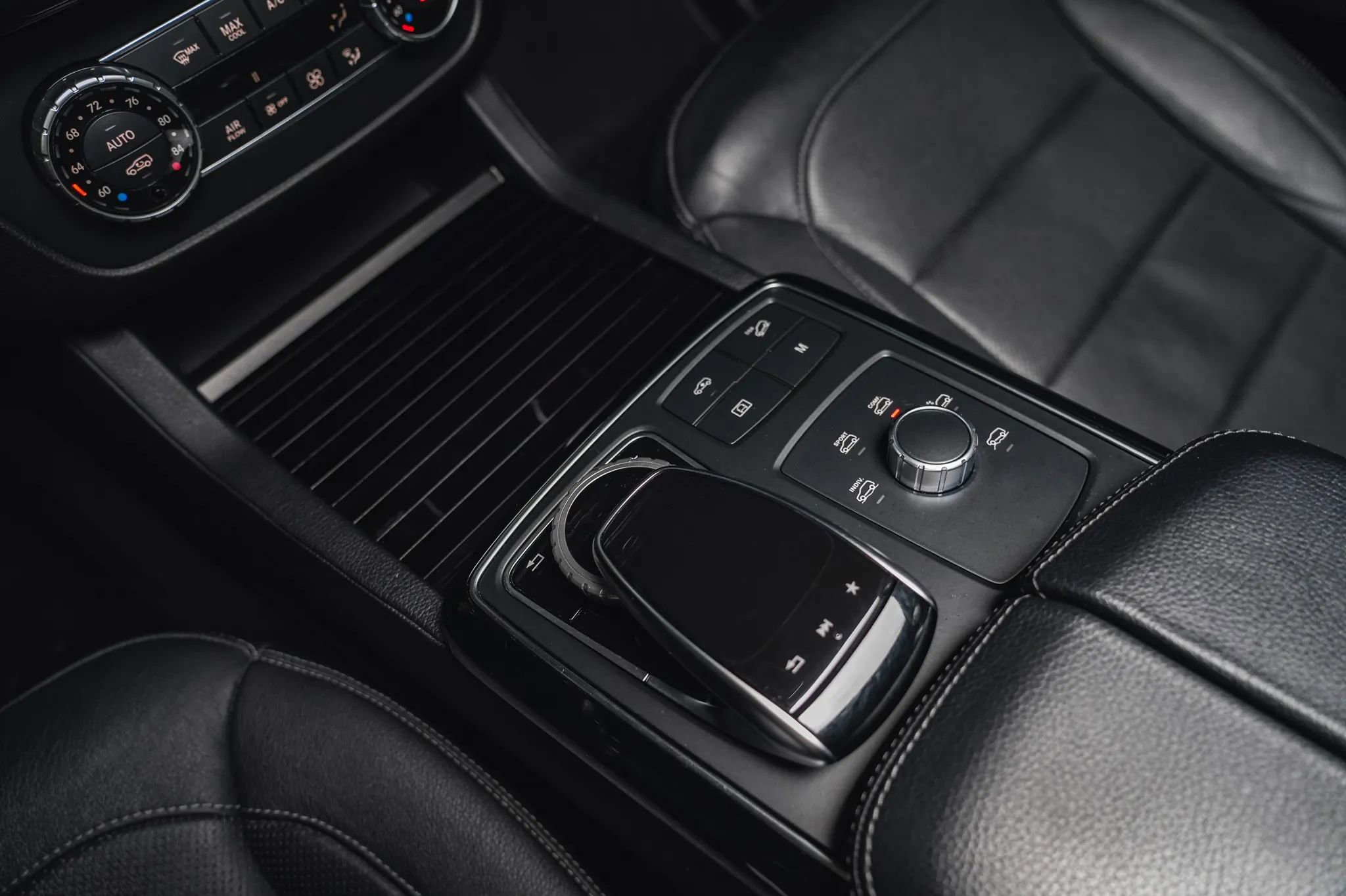 Used 2017 Mercedes-Benz GLS 550 GLS 550 Sport Utility 4D image 58