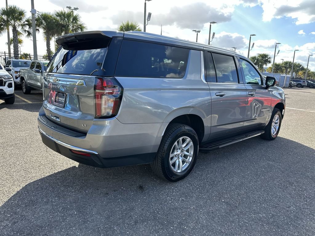 Used 2024 Chevrolet Suburban LT image 16