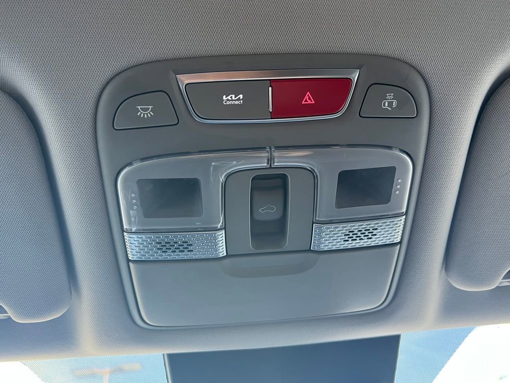 Used 2025 Kia Telluride S image 37