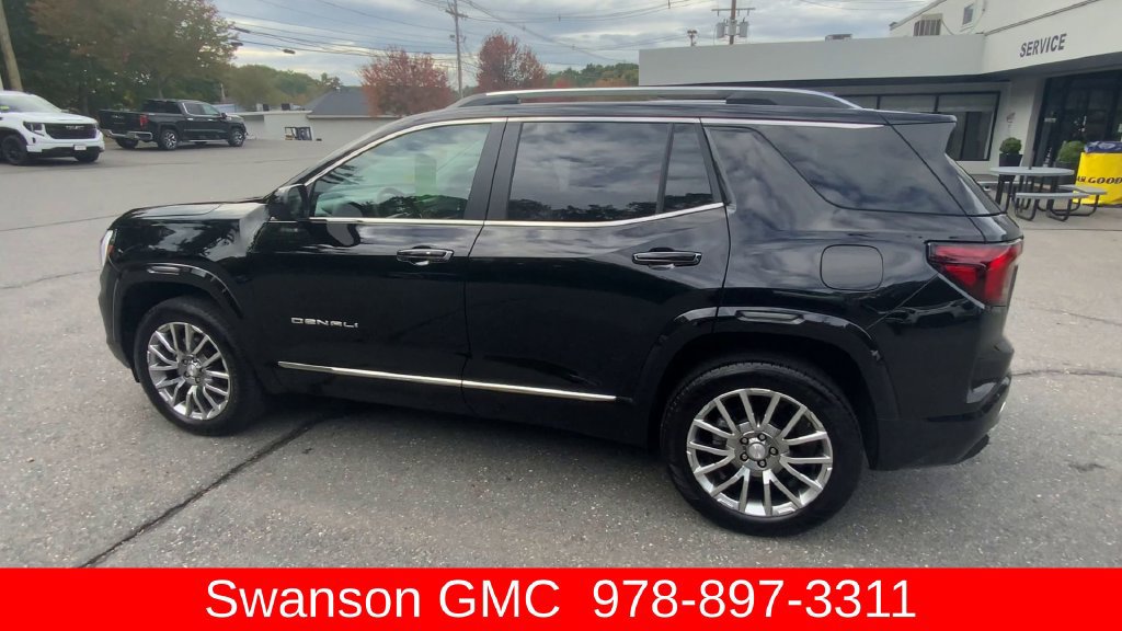 Certified 2026 GMC Terrain Denali w/ LPO, Floor Liner Package AWD/4WD image 7