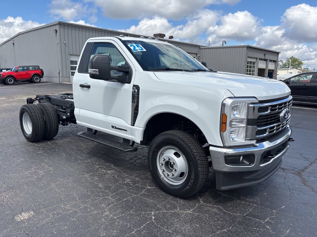 Used 2025 Ford F350 XL w/ XL Chrome Package AWD/4WD image 7
