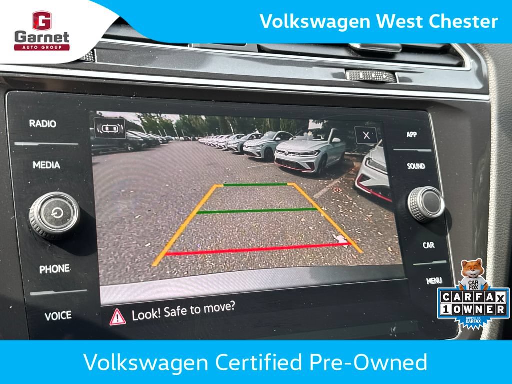 Certified 2023 Volkswagen Tiguan SE FWD image 23
