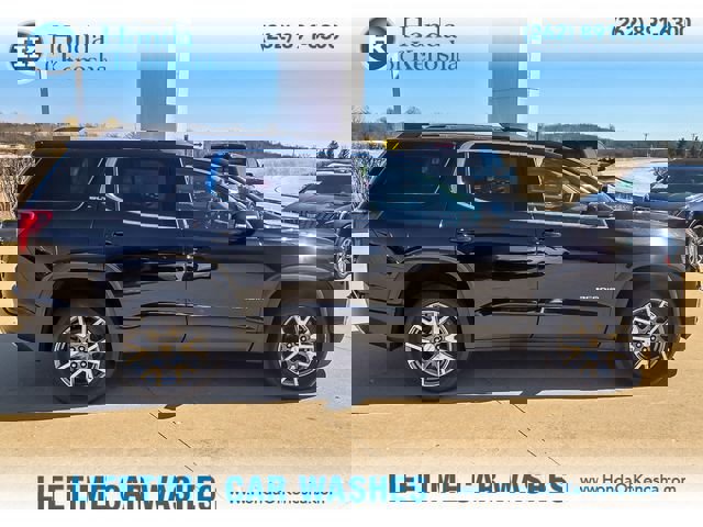 Used 2023 GMC Acadia SLT image 6