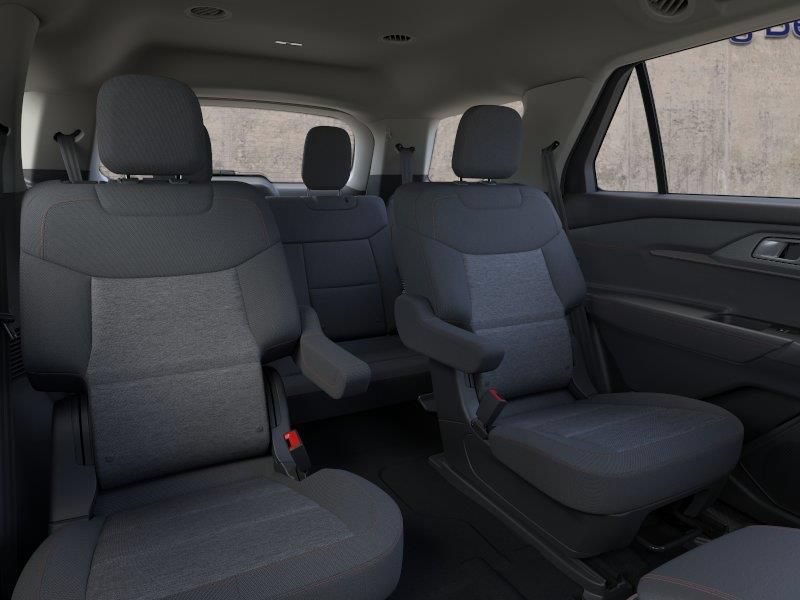 New 2026 Ford Explorer Active RWD image 11