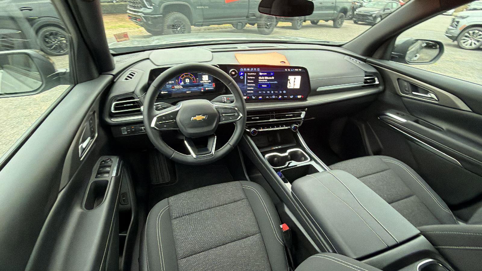 Certified 2026 Chevrolet Traverse LT image 23