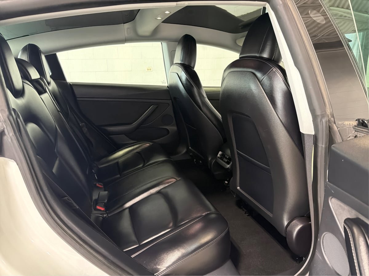 Used 2021 Tesla Model 3 Standard Range Plus RWD image 16