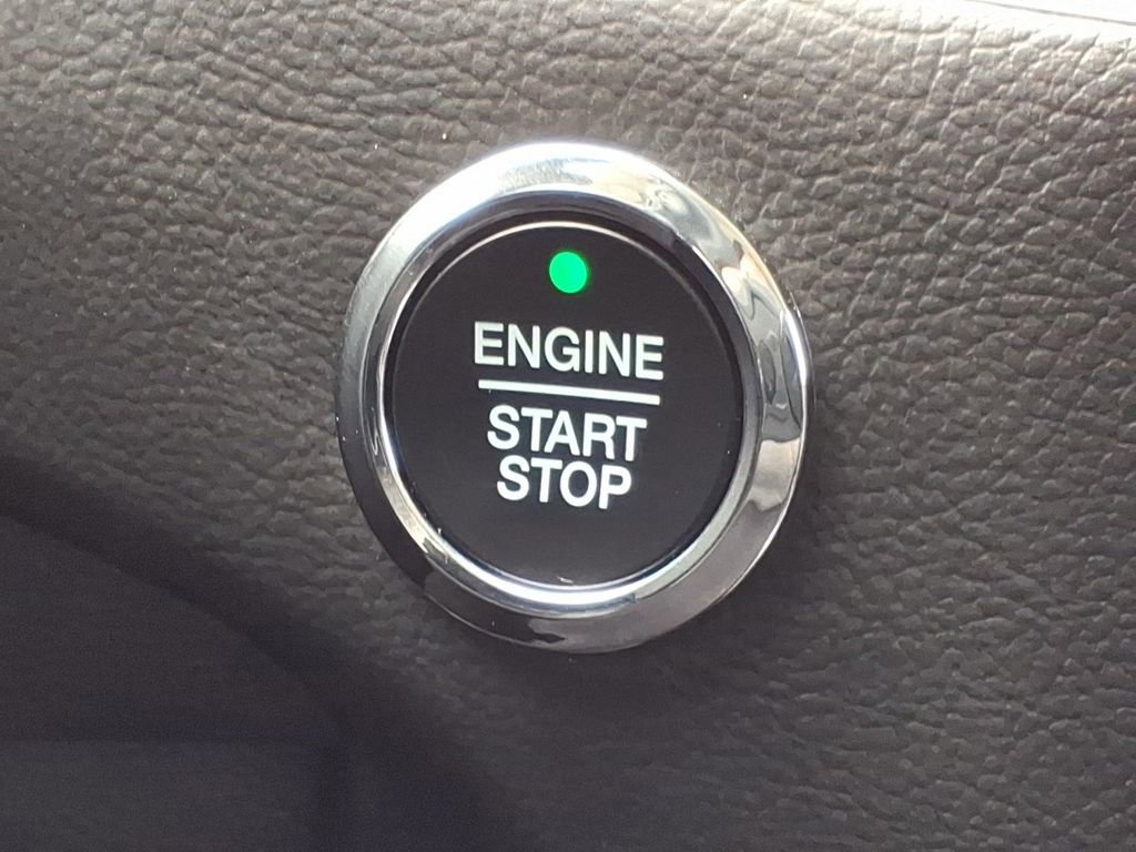 Used 2024 Ford Edge SEL w/ Convenience Package image 20