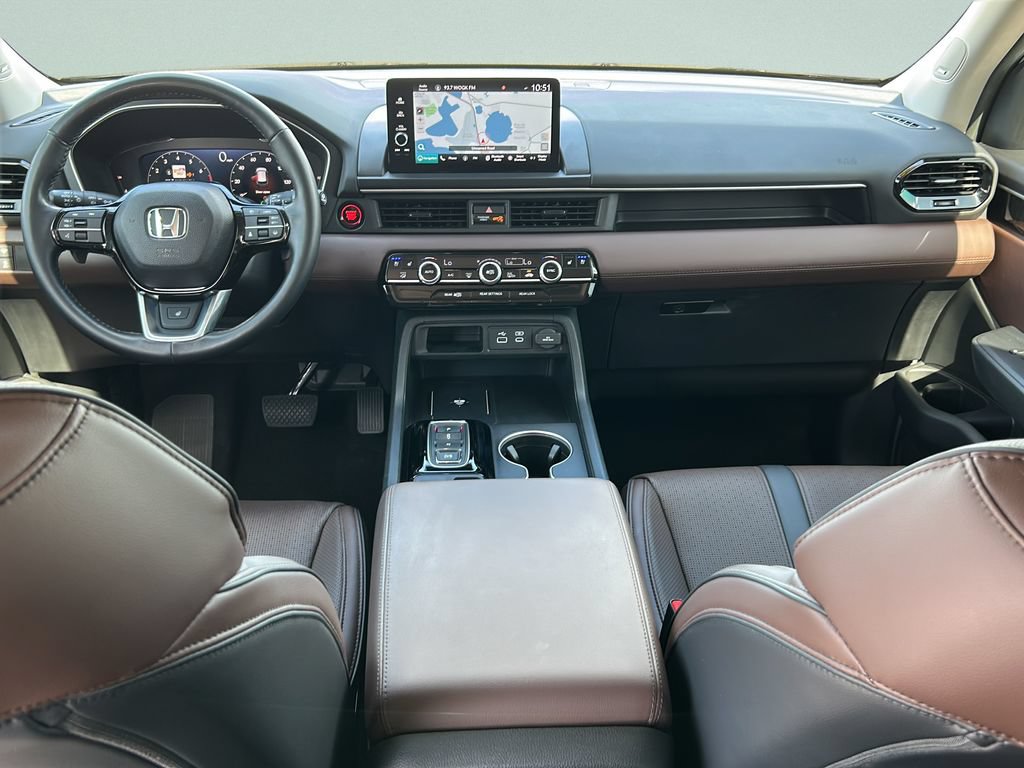 Used 2024 Honda Pilot Elite image 13