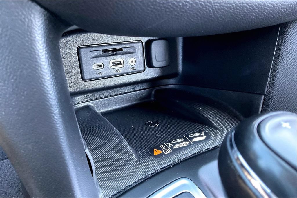 Used 2019 Chevrolet Equinox Premier AWD/4WD image 15