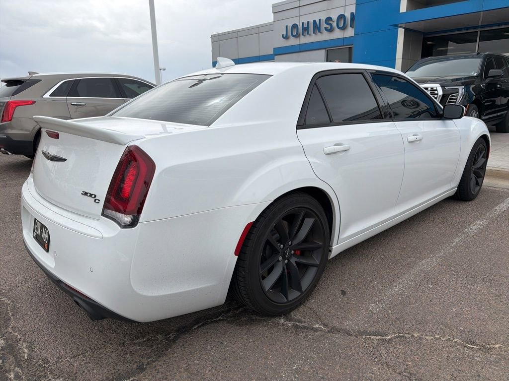 Used 2023 Chrysler 300 C image 3
