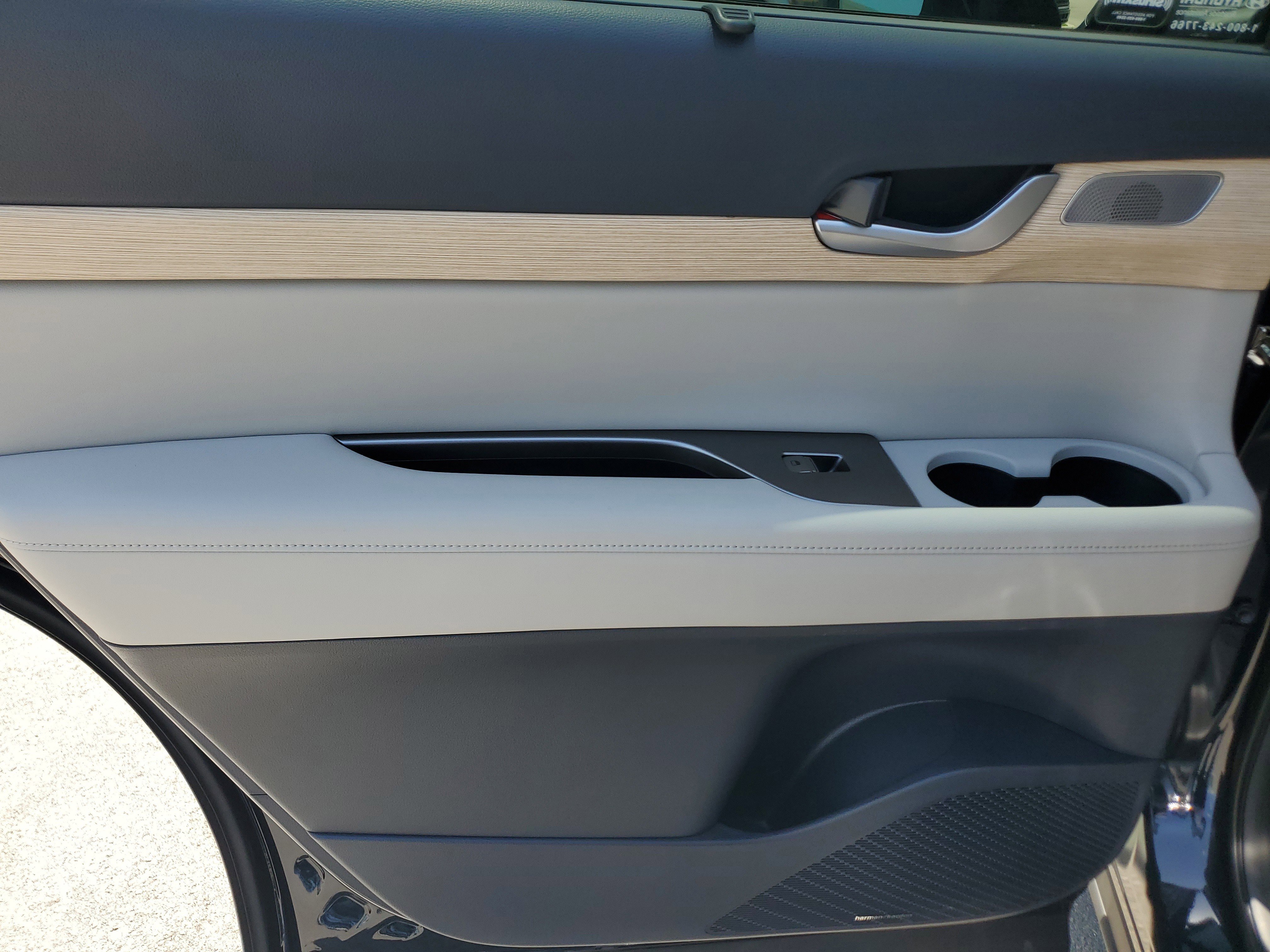 Used 2025 Hyundai Palisade Limited image 29