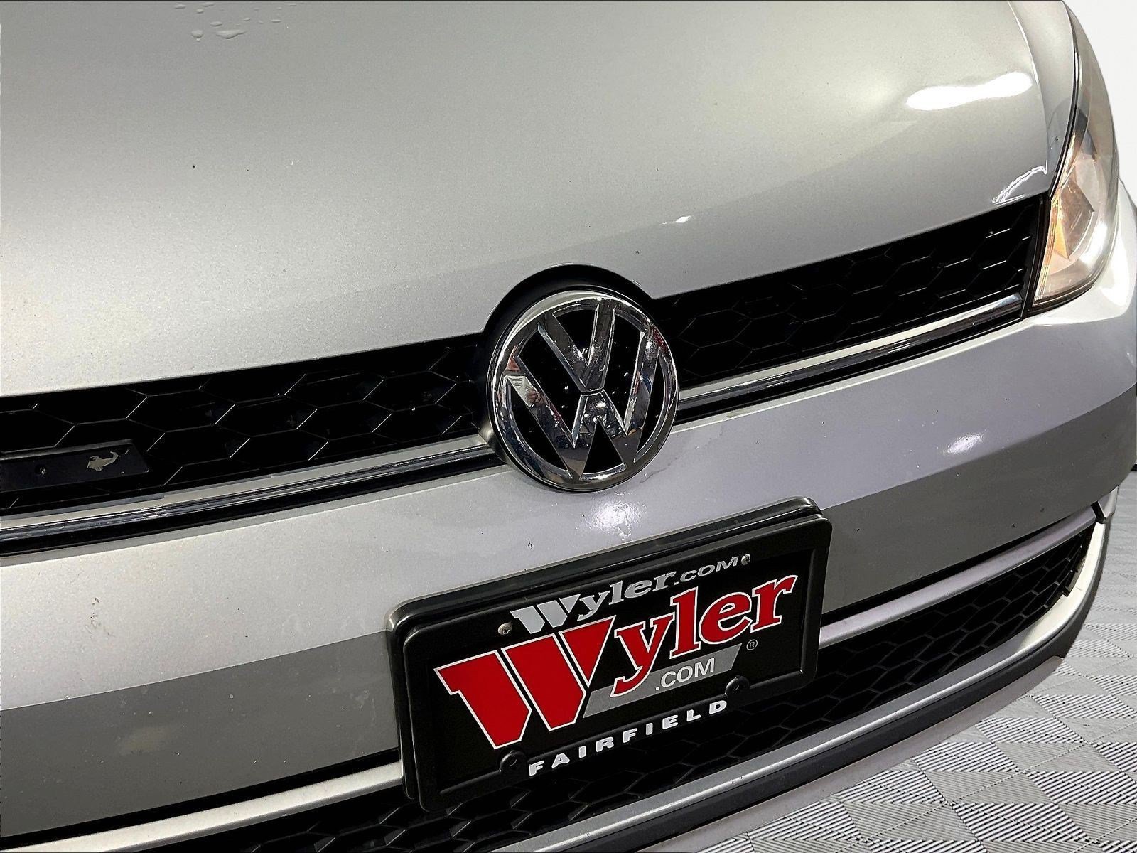 Used 2017 Volkswagen Golf Alltrack S AWD/4WD image 32