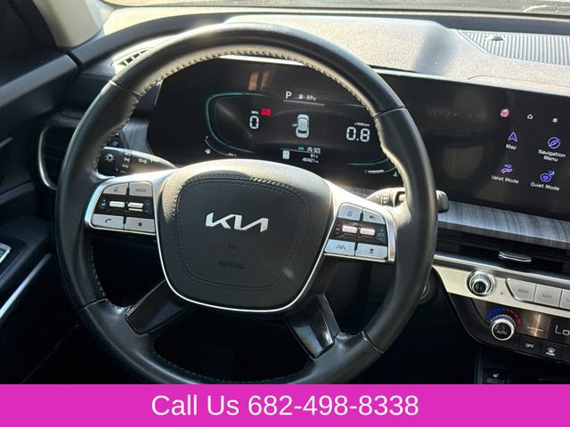 Used 2025 Kia Telluride EX w/ EX Captain's Chair Package FWD image 13