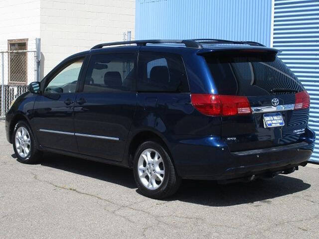 Used 2004 Toyota Sienna XLE AWD/4WD image 4