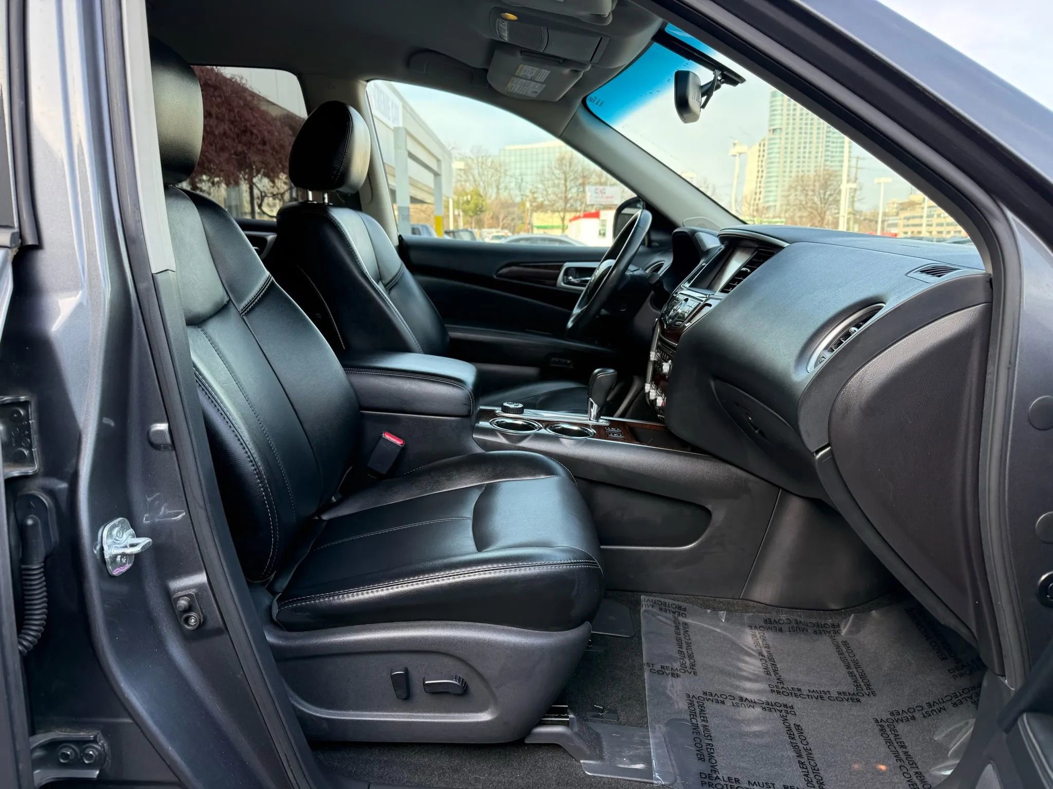 Used 2015 Nissan Pathfinder SL w/ SL Tech Package image 37