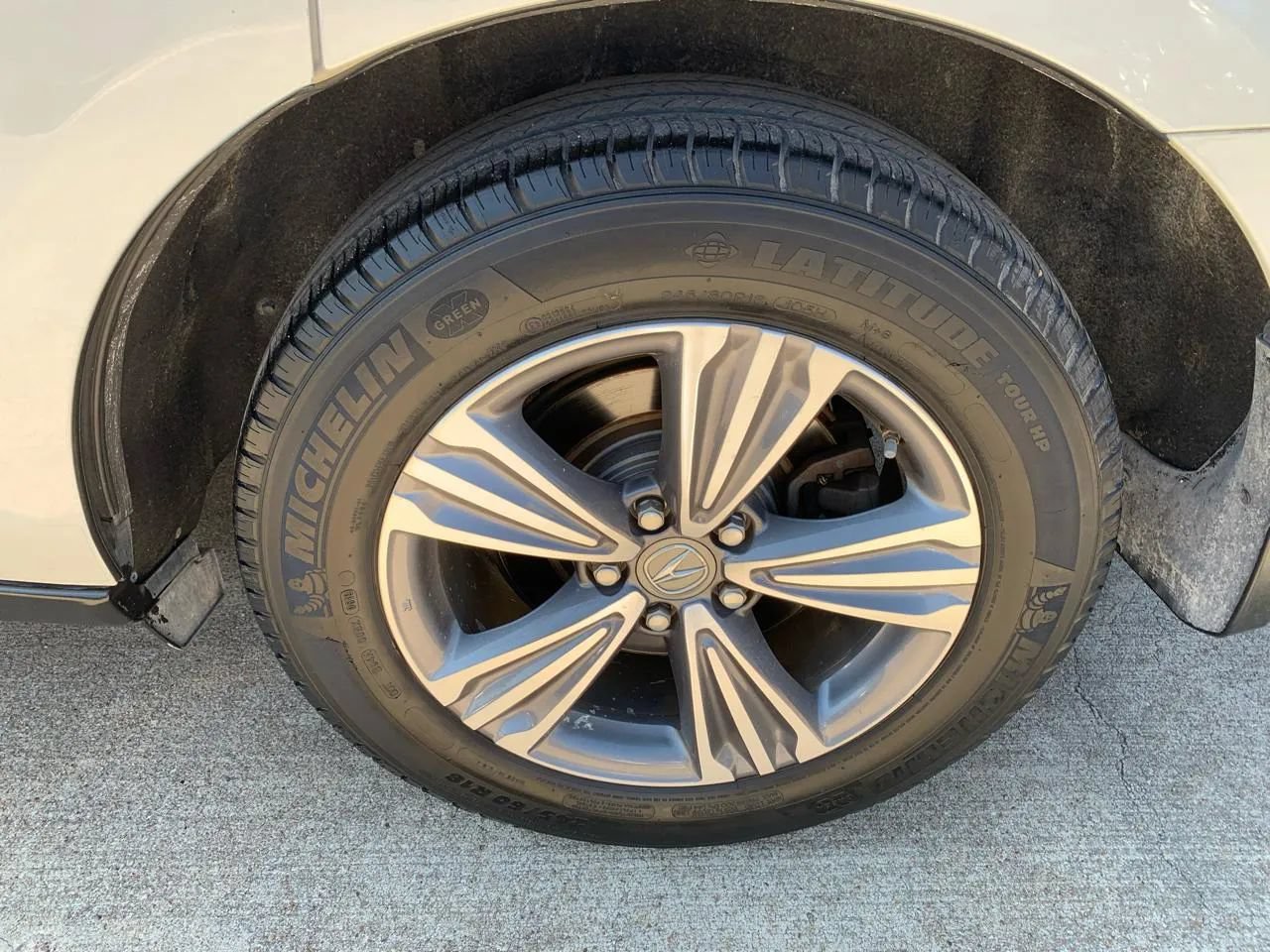 Used 2019 Acura MDX FWD image 25
