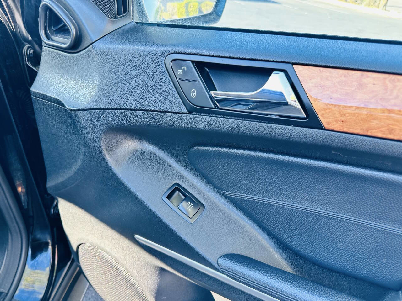 Used 2009 Mercedes-Benz ML 350 2WD image 27