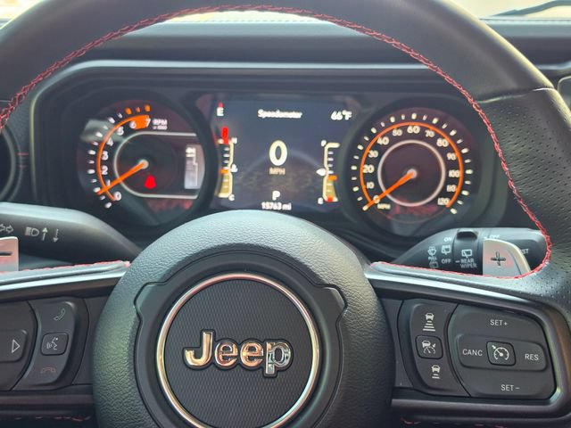 Used 2024 Jeep Wrangler Unlimited Rubicon 392 AWD/4WD image 32