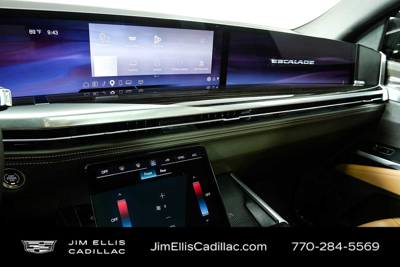 Used 2025 Cadillac Escalade Premium Luxury RWD image 13
