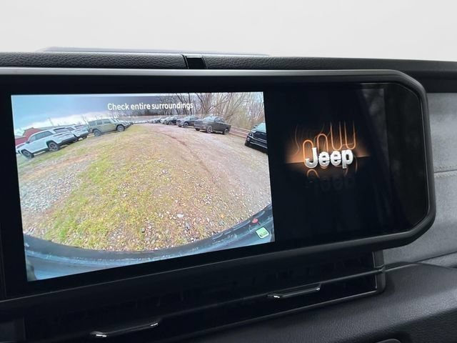 New 2026 Jeep Gladiator Sport AWD/4WD image 30