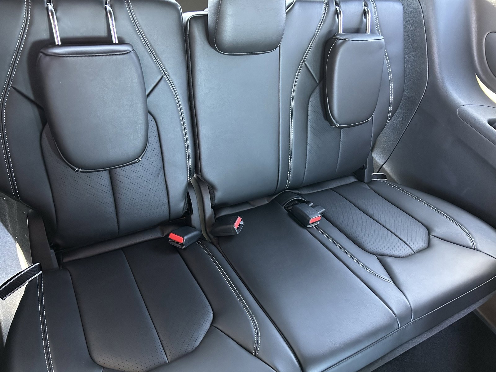 New 2026 Chrysler Pacifica Select image 11