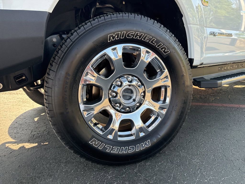 Used 2022 Ford F250 Lariat w/ Lariat Ultimate Package image 2