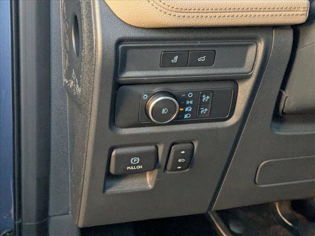 Used 2022 Ford Expedition Limited image 10