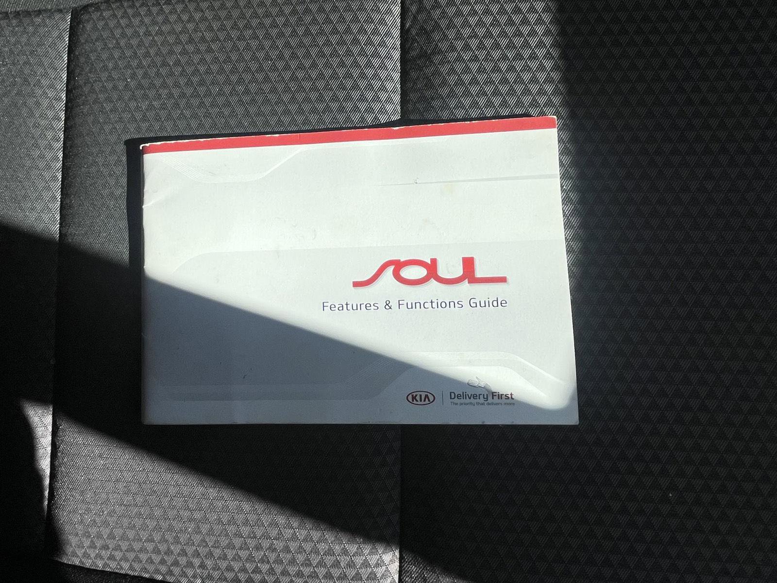 Used 2020 Kia Soul LX image 25