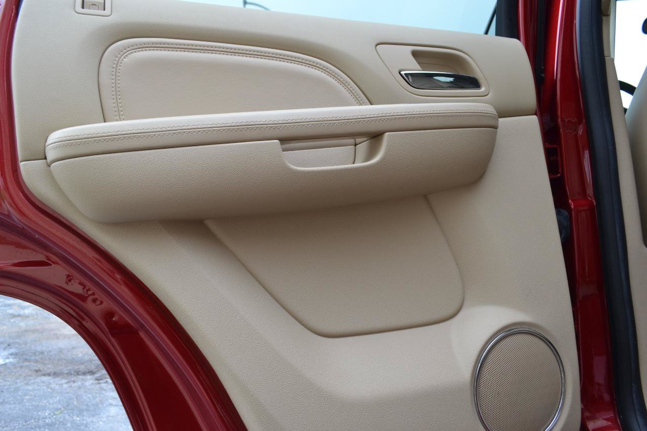Used 2014 Cadillac Escalade Premium AWD/4WD image 54