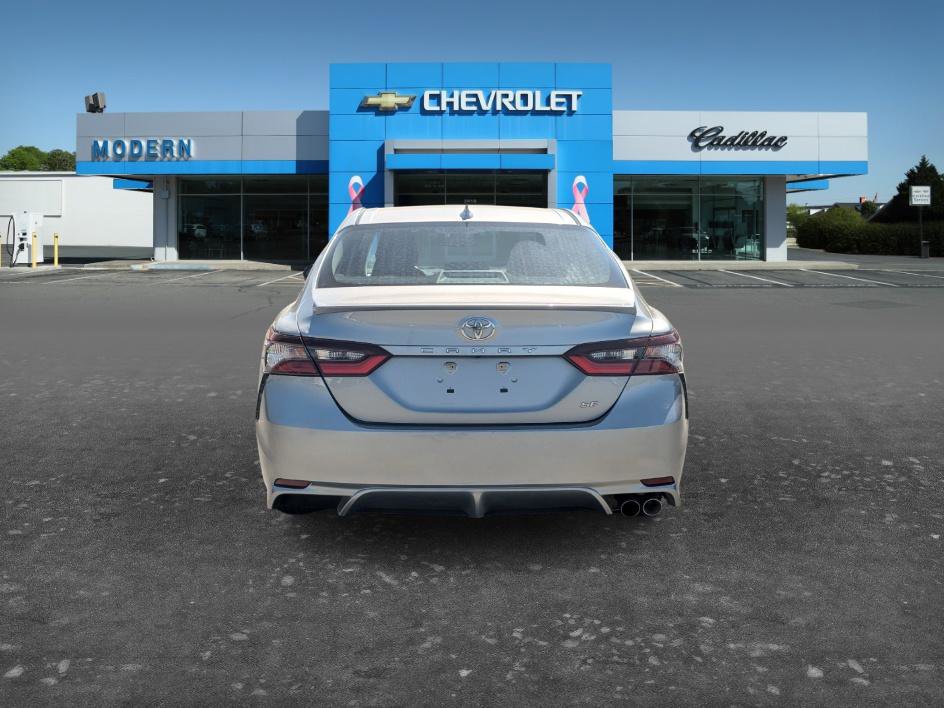 Used 2024 Toyota Camry SE FWD image 4