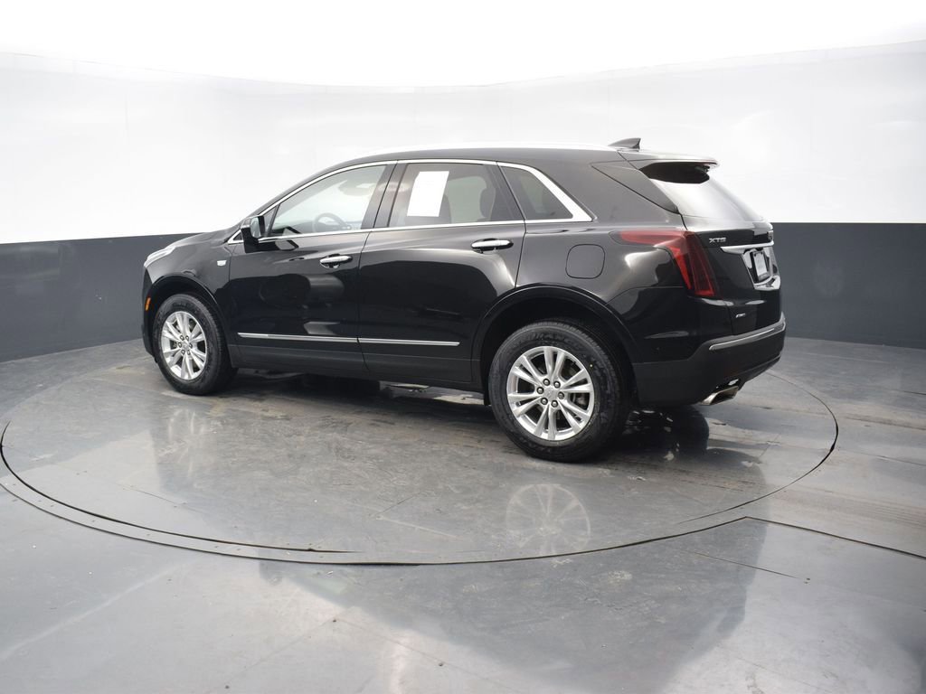 Used 2023 Cadillac XT5 Luxury image 3