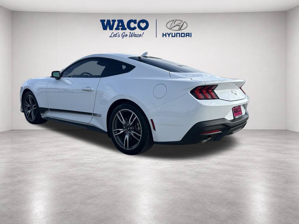 Used 2025 Ford Mustang Coupe RWD image 12