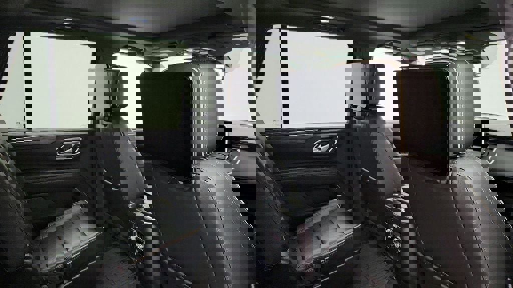 Used 2021 GMC Yukon SLT w/ SLT Premium Package image 27