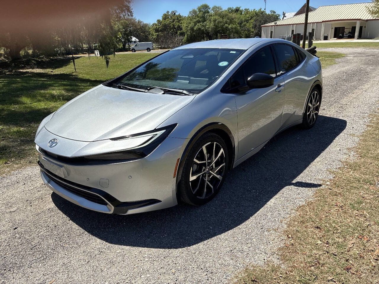 Used 2023 Toyota Prius Prime FWD image 4