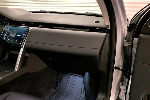 Certified 2025 Land Rover Discovery Sport S image 25