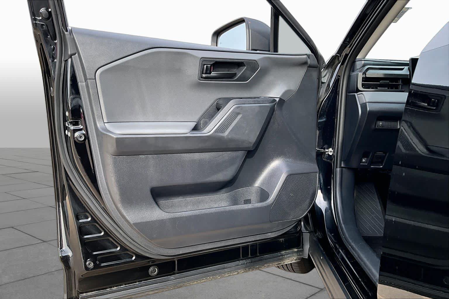 Used 2026 Toyota RAV4 LE AWD/4WD image 24