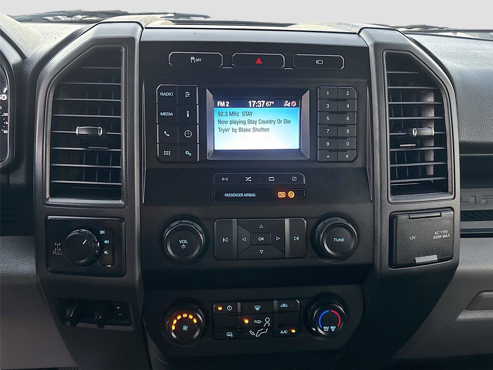 Used 2022 Ford F250 XL w/ Power Equipment Group image 15