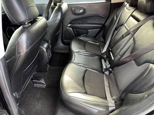 Used 2019 Jeep Compass Latitude FWD image 24