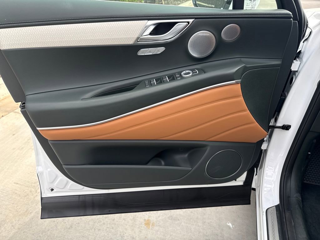 New 2026 Genesis GV80 2.5T Prestige AWD/4WD image 10