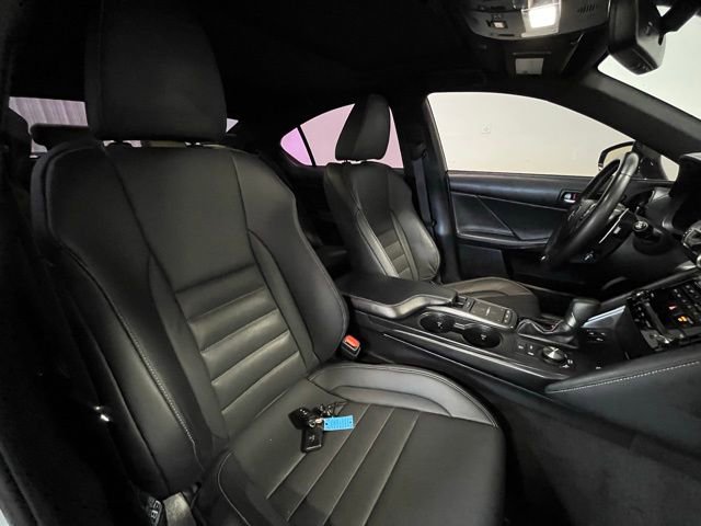 Used 2022 Lexus IS 350 F Sport image 9