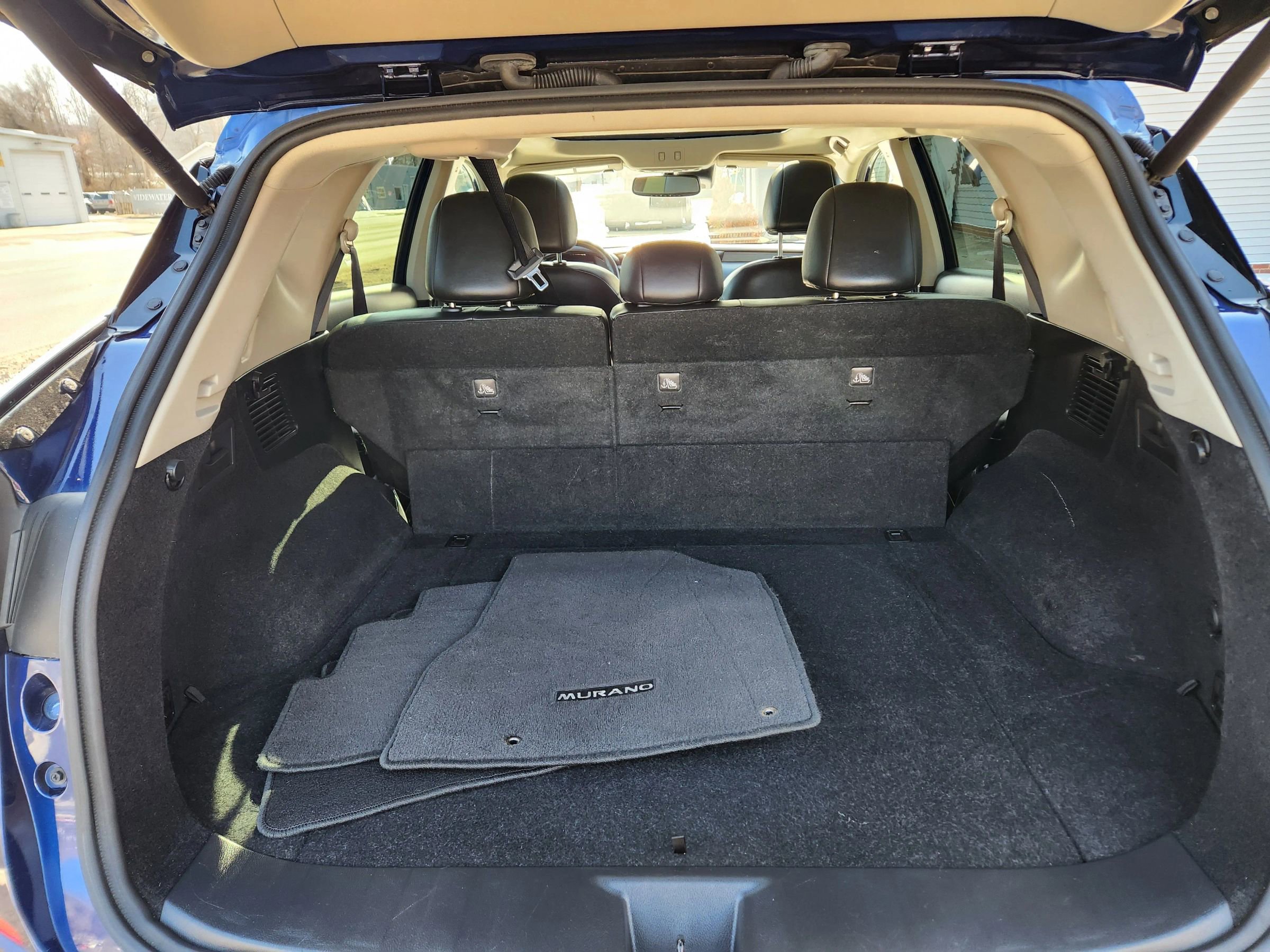 Used 2020 Nissan Murano Platinum w/ Cargo Package image 15